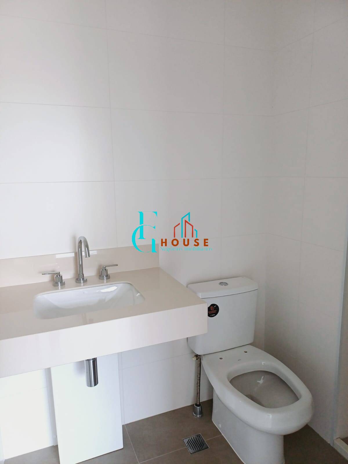 Apartamento à venda com 2 quartos, 1m² - Foto 13