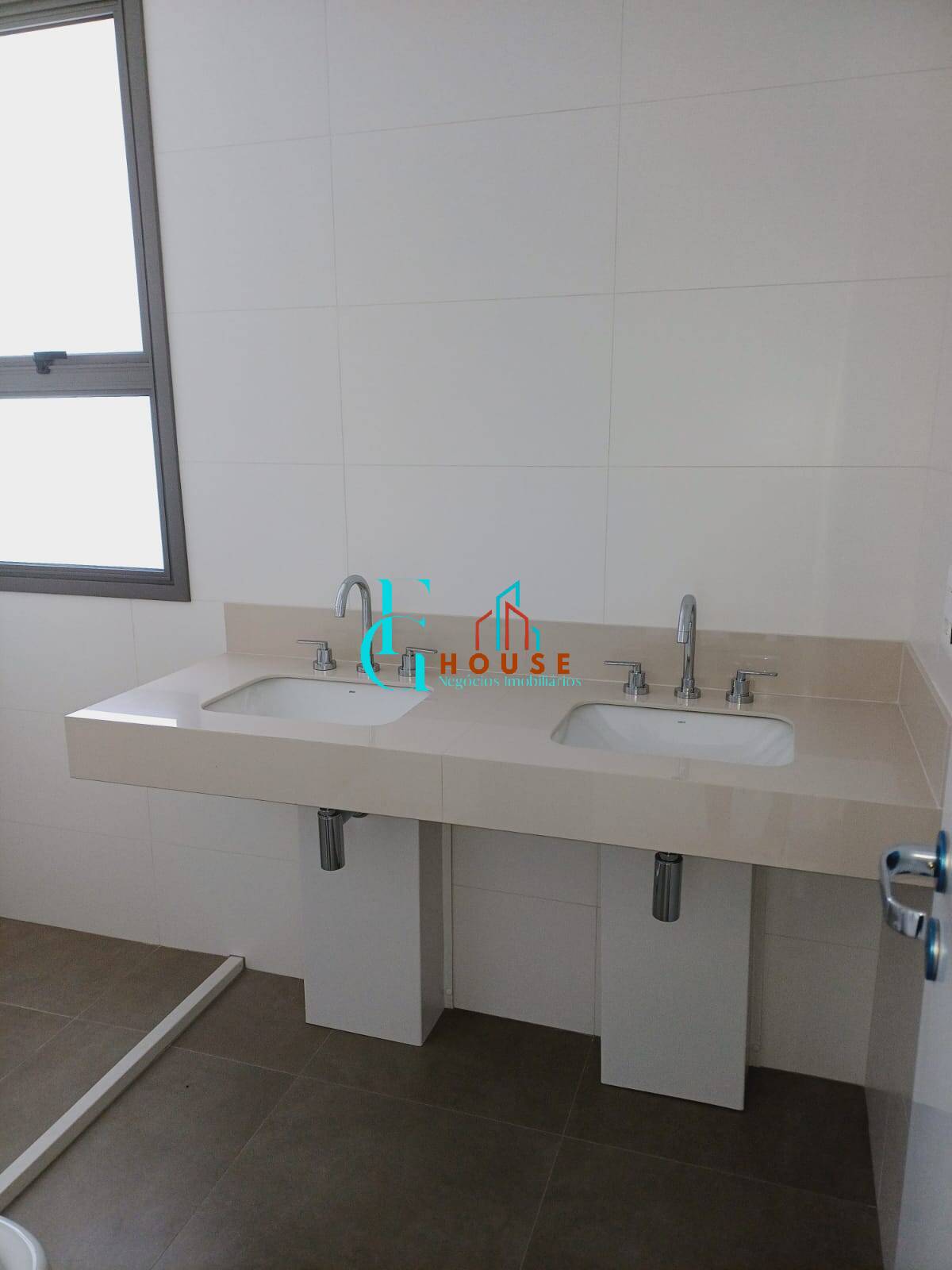 Apartamento à venda com 2 quartos, 1m² - Foto 14