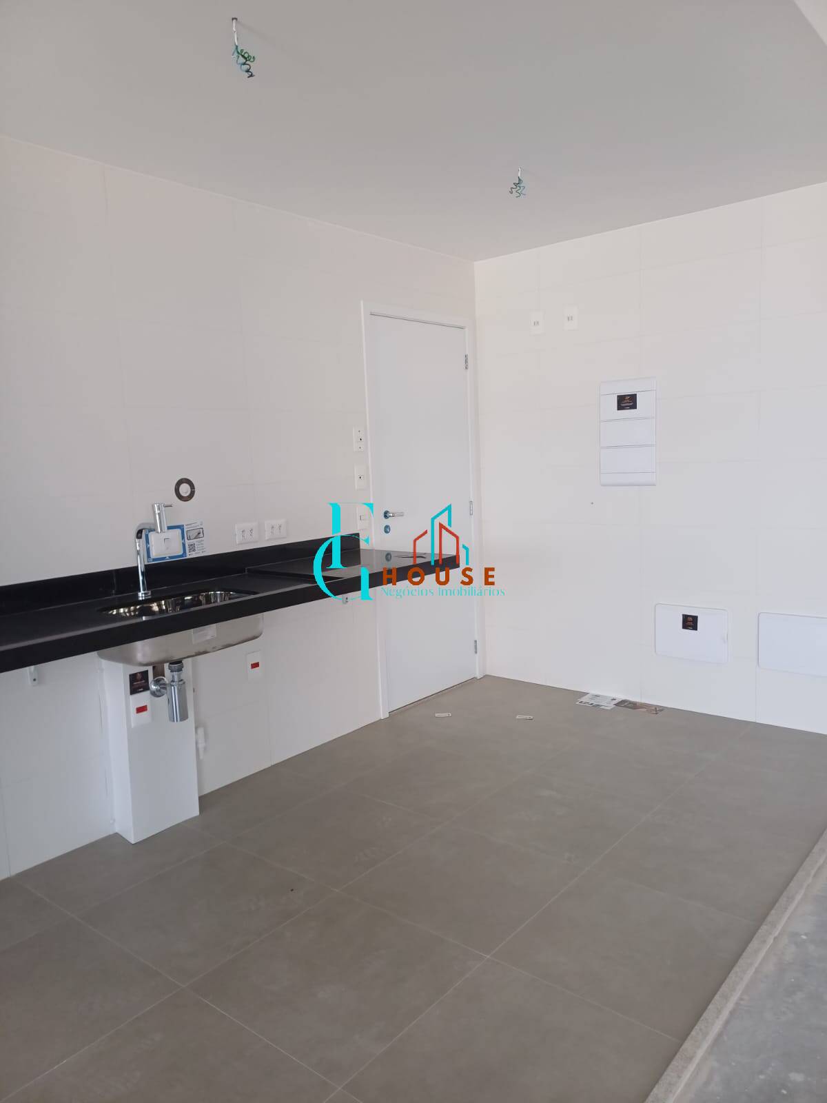 Apartamento à venda com 2 quartos, 1m² - Foto 8