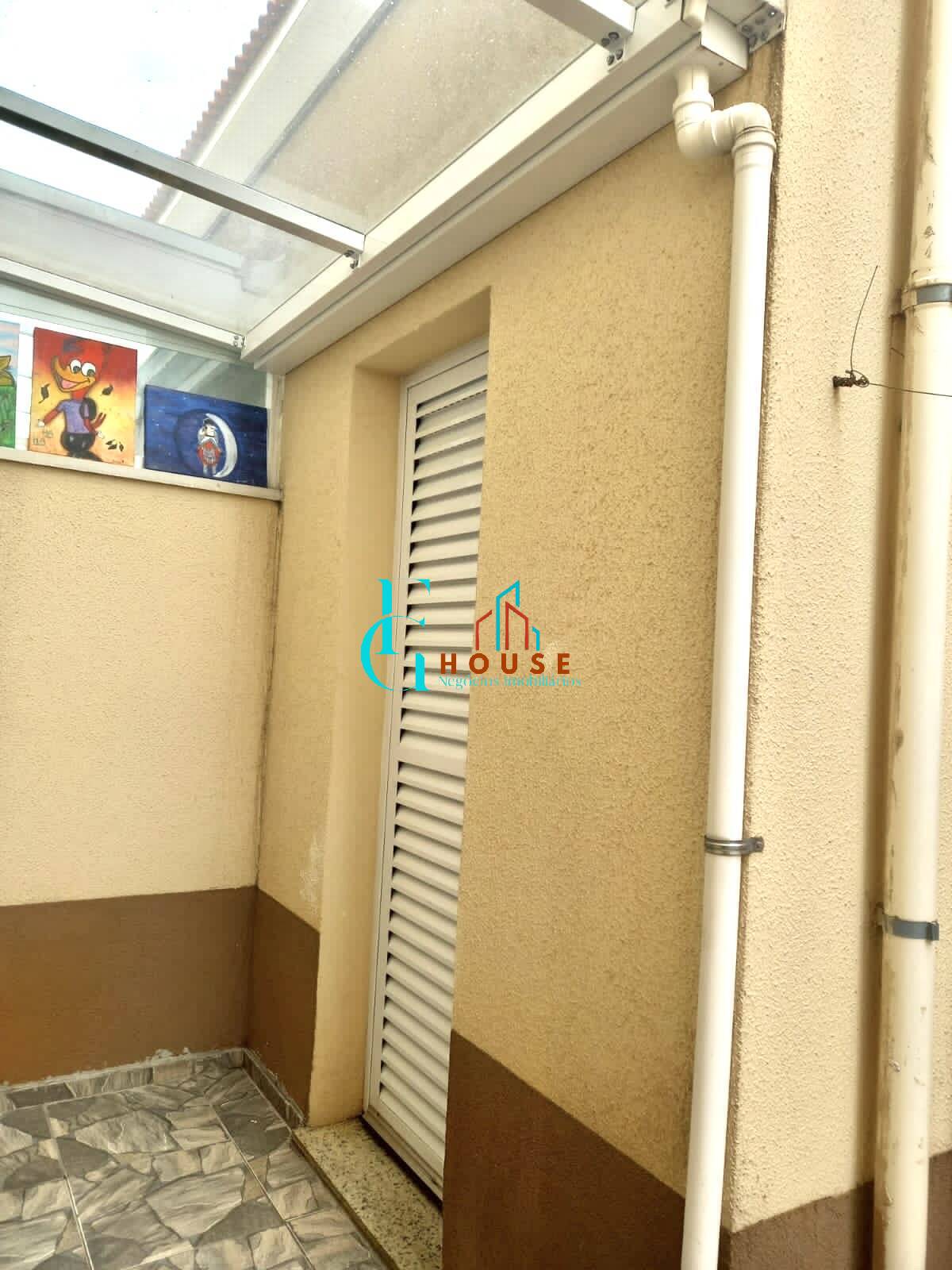 Sobrado à venda com 3 quartos, 98m² - Foto 18