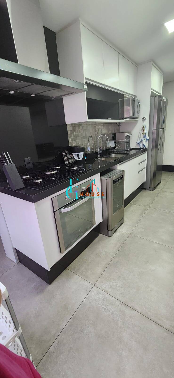 Apartamento, 3 quartos, 100 m² - Foto 11