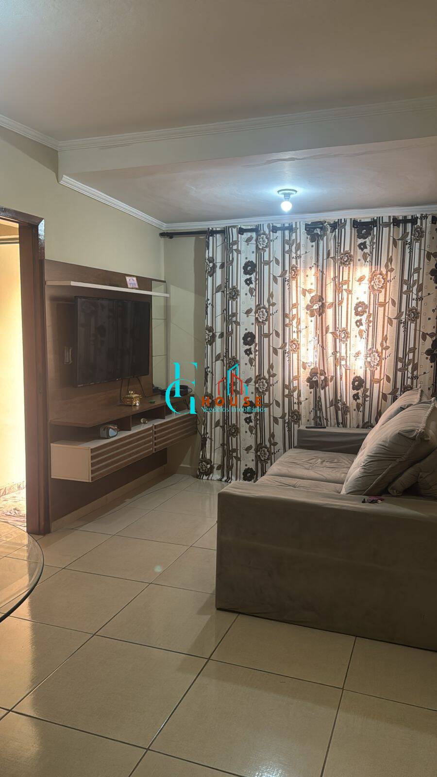 Casa á Venda em Veloso Osasco-SP
