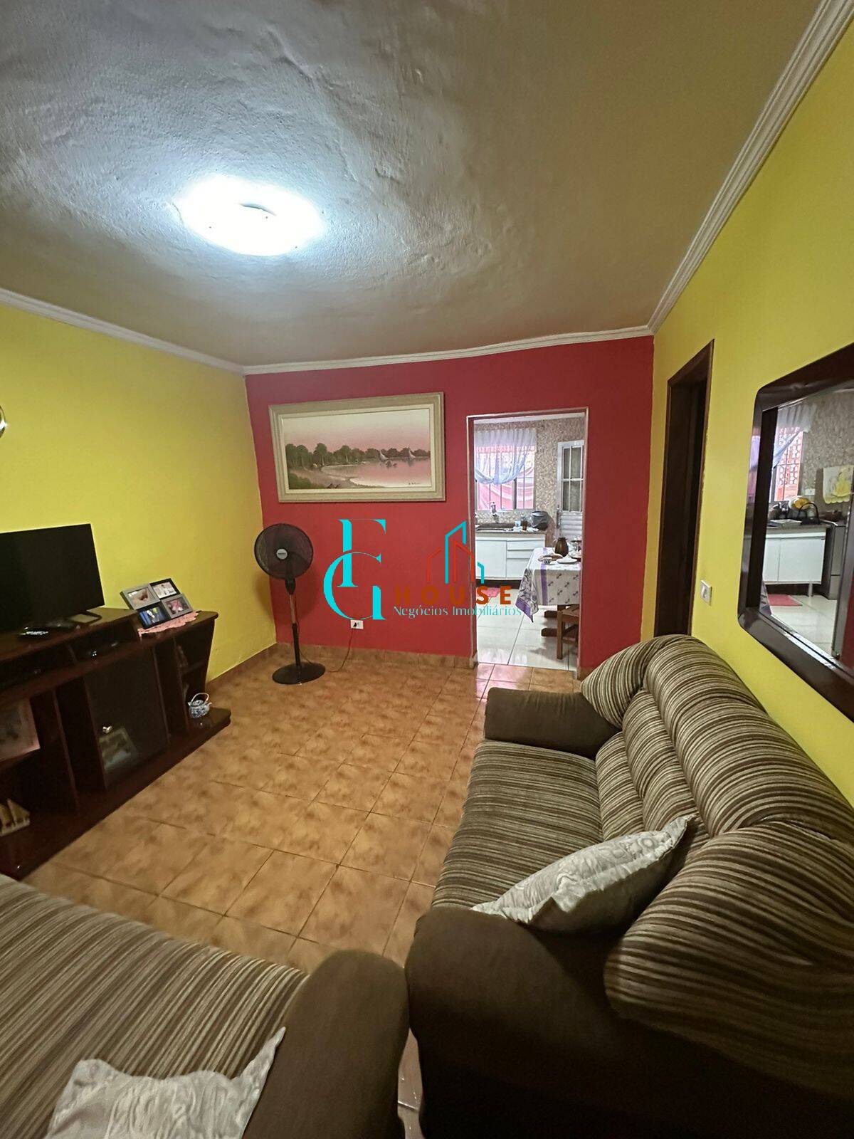 Casa à venda com 3 quartos, 196m² - Foto 2