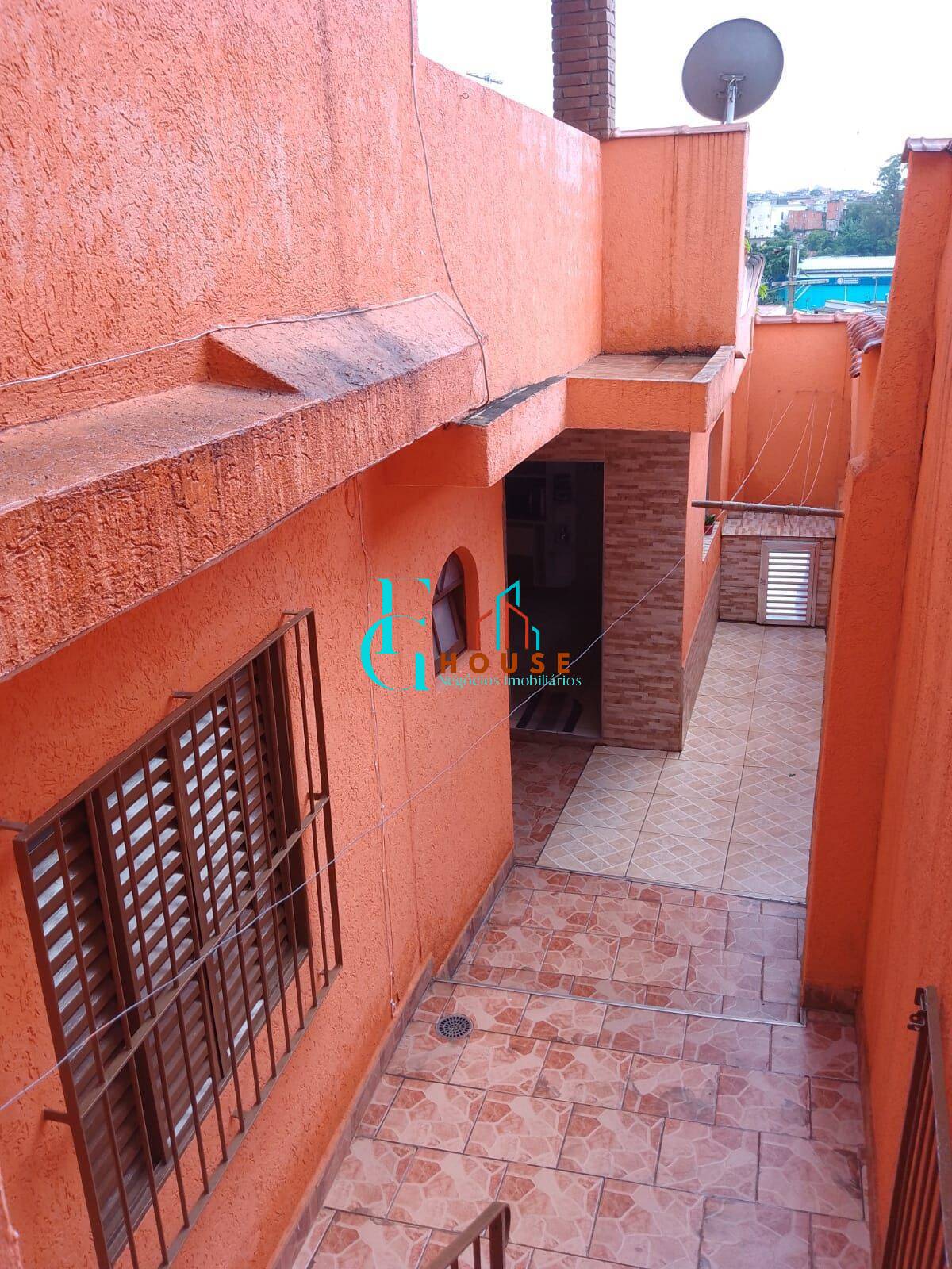 Casa à venda com 3 quartos, 196m² - Foto 3