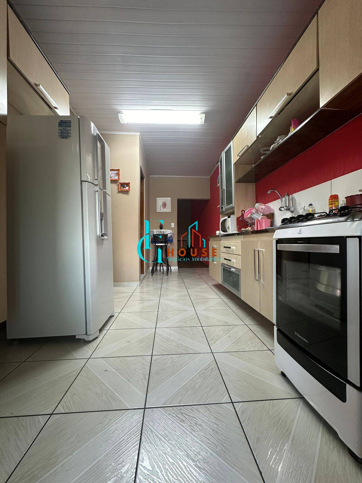Casa à venda com 3 quartos, 196m² - Foto 7