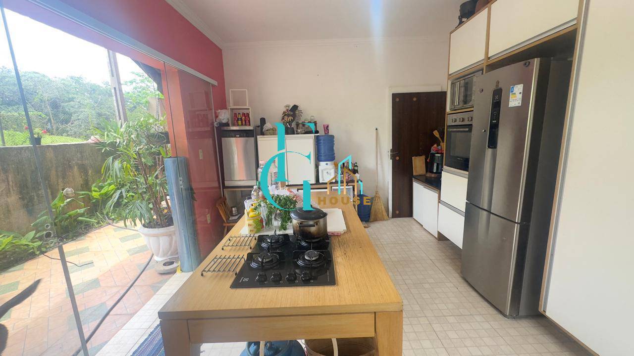 Casa, 4 quartos, 290 m² - Foto 21